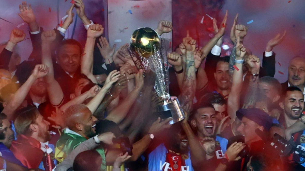 Trabzonspor şampiyonluk kupasını aldı