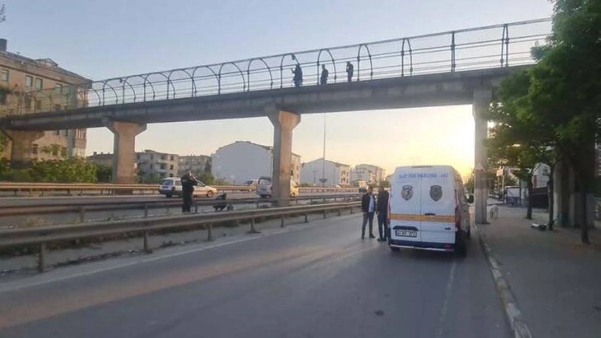 Üstgeçitte bacağından vuruldu