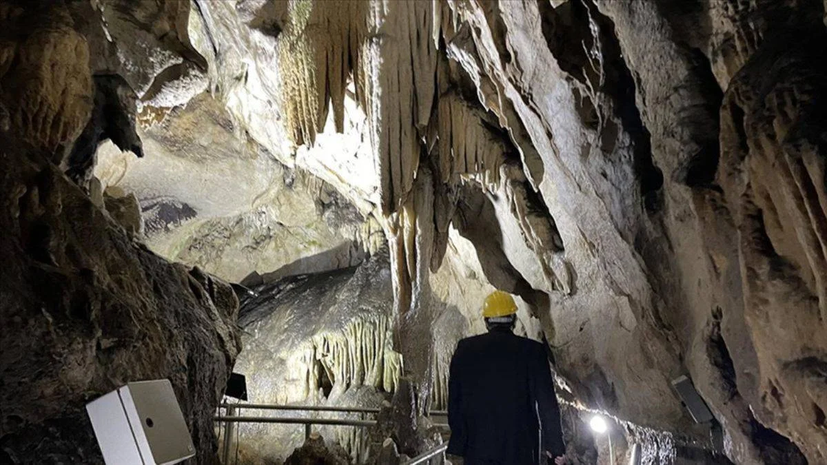Zindan Mağarası'nda 765 metre yürüyüş