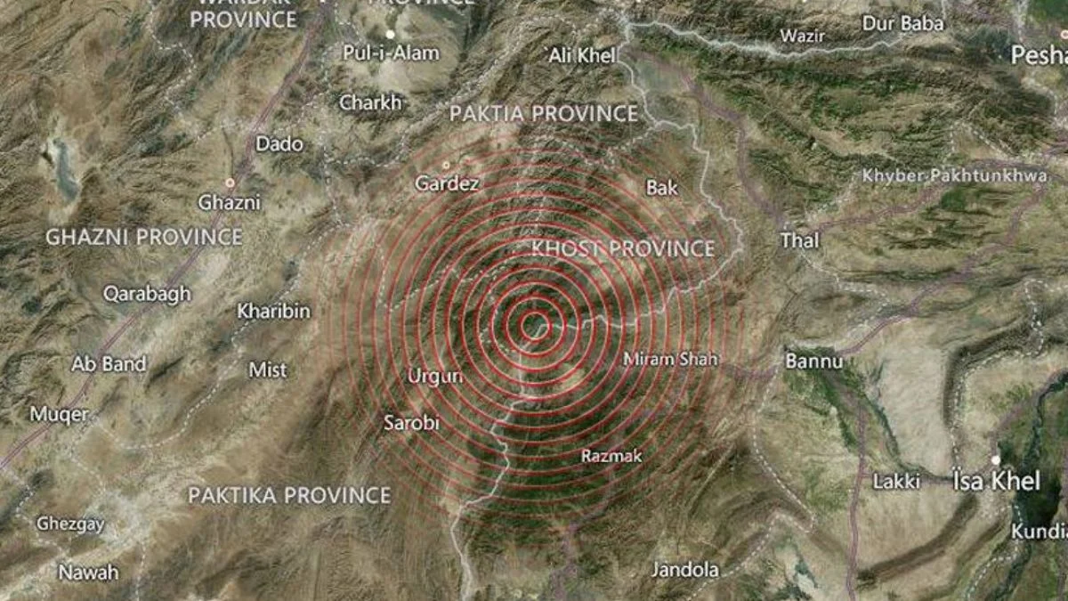 Afganistan'da şiddetli deprem: Ölü sayısı bine yaklaştı!