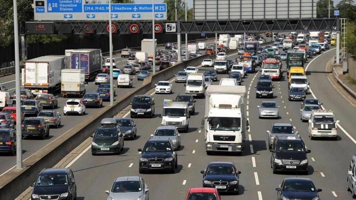 AP: Yeni benzinli/dizel otomobiller yasaklansın