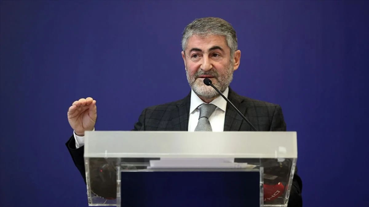 Bakan Nebati'den İYİ Partili Usta'ya: Allah şifanızı versin diye dua ediyorum