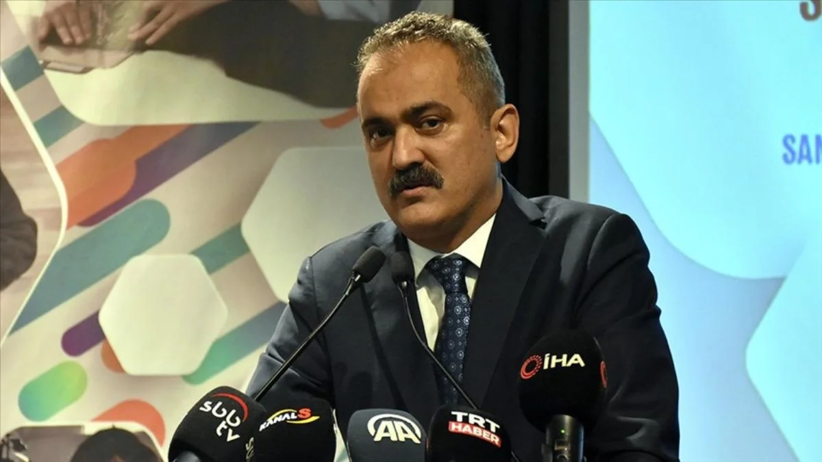 Bakan Özer'den yaz okulu açıklaması