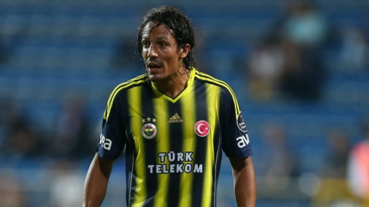 Bir dönem Fenerbahçe'de oynamıştı; futbolu bıraktı