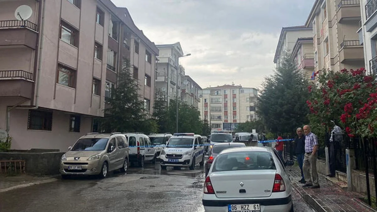 Boşanma aşamasındaki eşini öldürüp, intihar etti