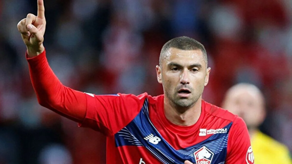 Burak Yılmaz'dan sürpriz karar! Yeni takımı resmen açıklandı