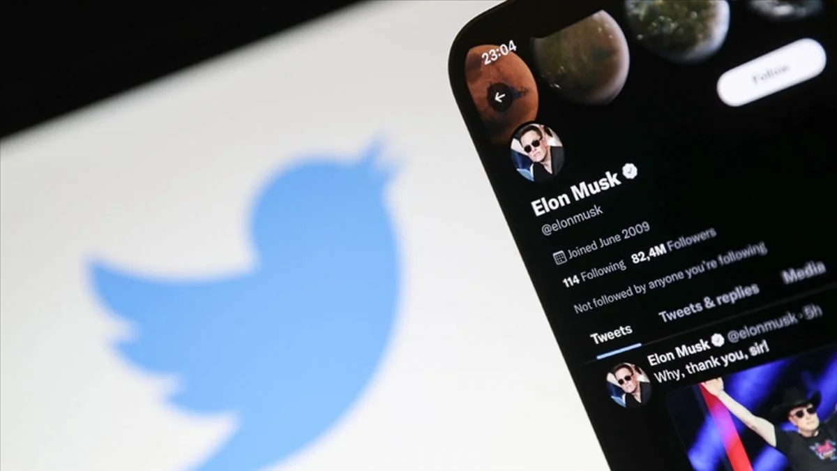 Elon Musk Twitter'ı resmen devraldı