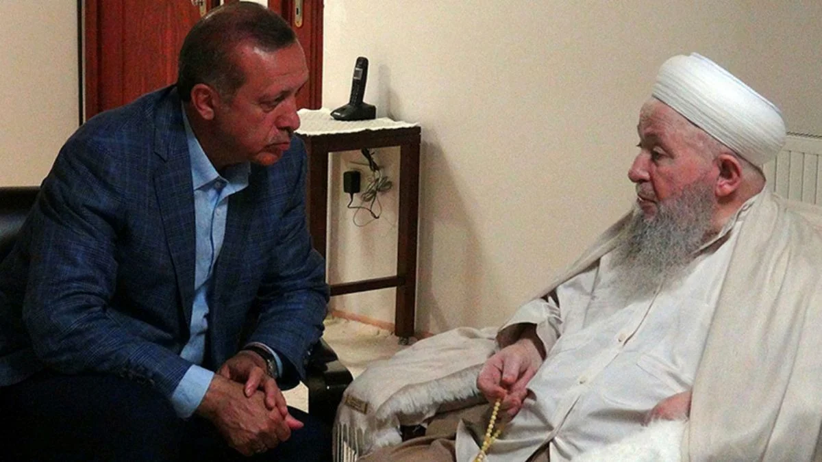 Erdoğan'dan Ustaosmanoğlu için gazetelere taziye ilanı