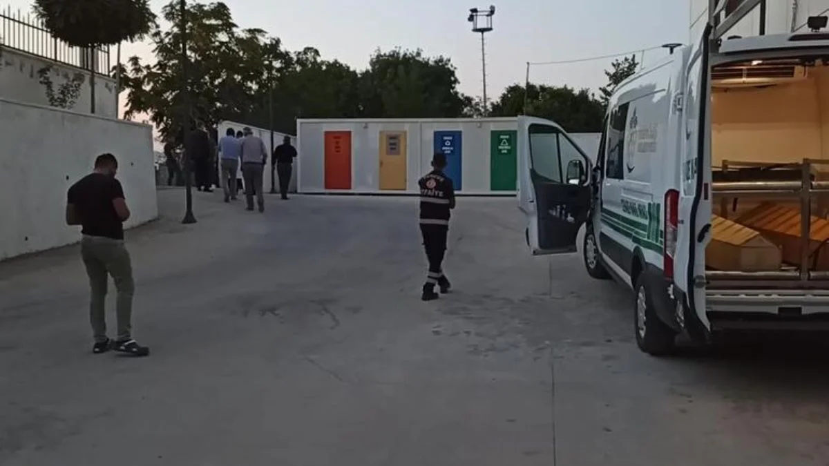 Evinde ölü bulundu