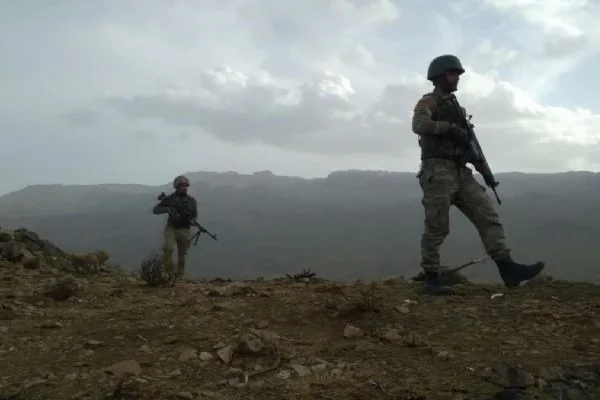 Irak'ın kuzeyinde 3 PKK'lı terörist etkisiz hâle getirildi