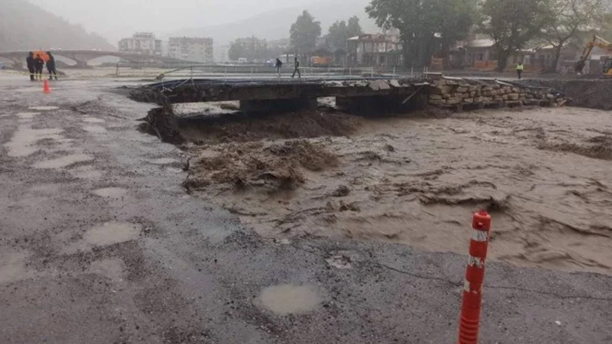 Kastamonu Bozkurt, İnebolu son durum | Kastamonu Bozkurt'ta su taşkını son dakika