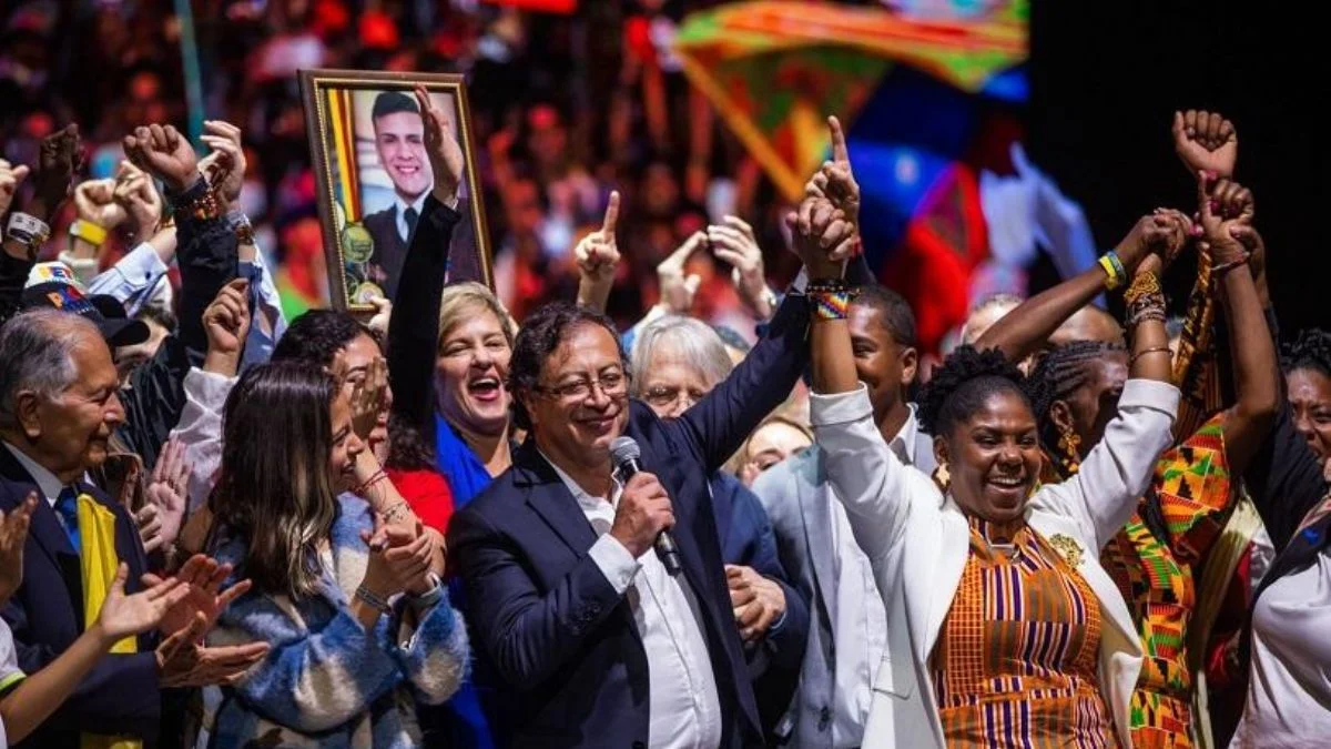 Kolombiya'da ilk! 'Latin Amerika'nın siyasi haritası değişiyor'
