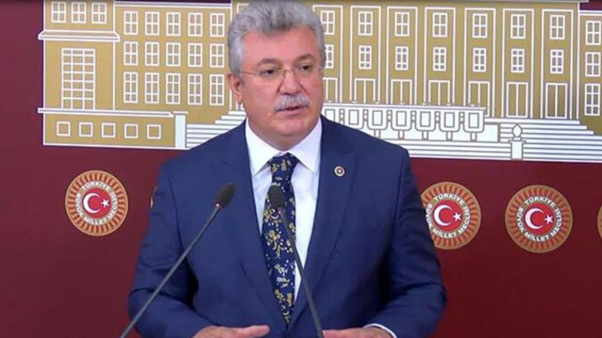 Meclis Başkan Vekili ile AK Partili Akbaşoğlu arasında sert tartışma