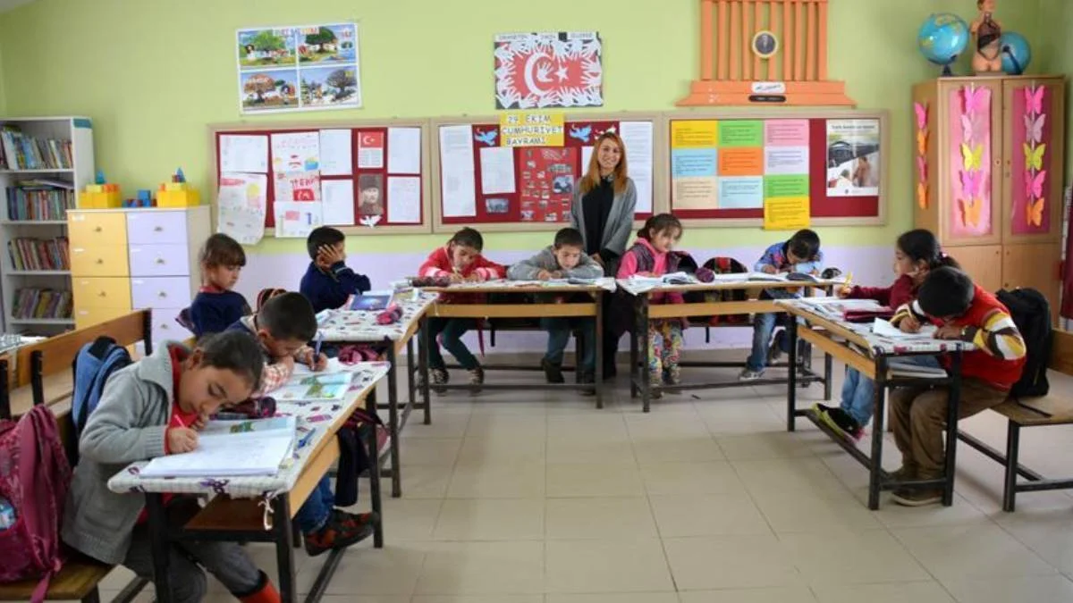 Öğretmen zamlı Temmuz maaşı ne zaman yatacak? Bayramdan önce yatar mı? Öğretmen maaşları Kurban bayramından önce yatar mı?
