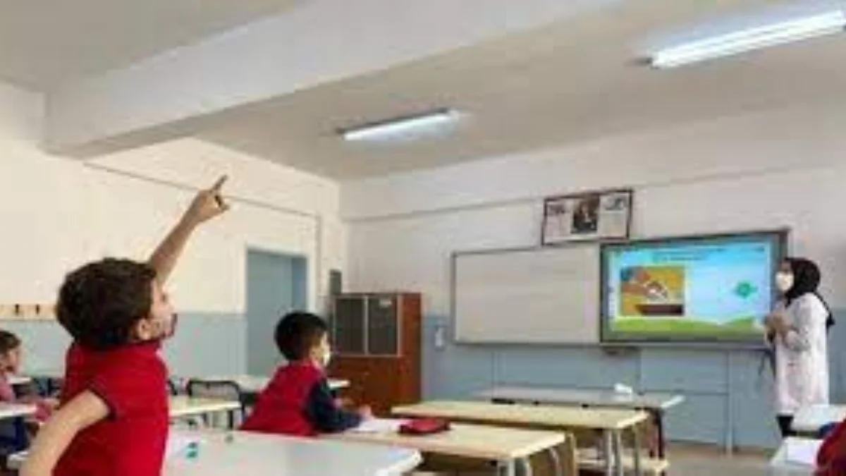 Okullar ne zaman kapanıyor? MEB 2022 2. dönem ne zaman bitecek? Karneler ne zaman verilecek?