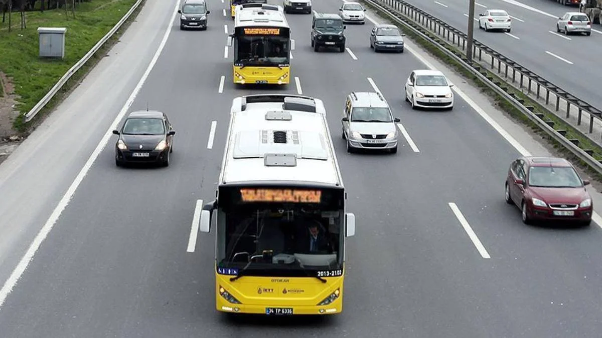 Sınav görevlilerine İETT ücretsiz mi? 18-19 Haziran'da İETT otobüsleri YKS sınav görevlilerine bedava mı? Öğretmenlere İETT otobüsleri, metro, metrobüs ücretsiz mi?