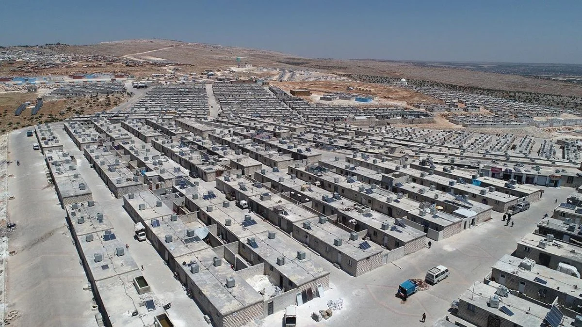 Suriyeliler için 240 bin konut