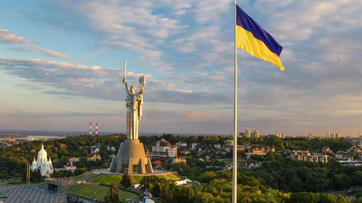 Ukrayna parlamentosundan iki yeni yasa: Rus kitaplarına ve müziğine yasak!