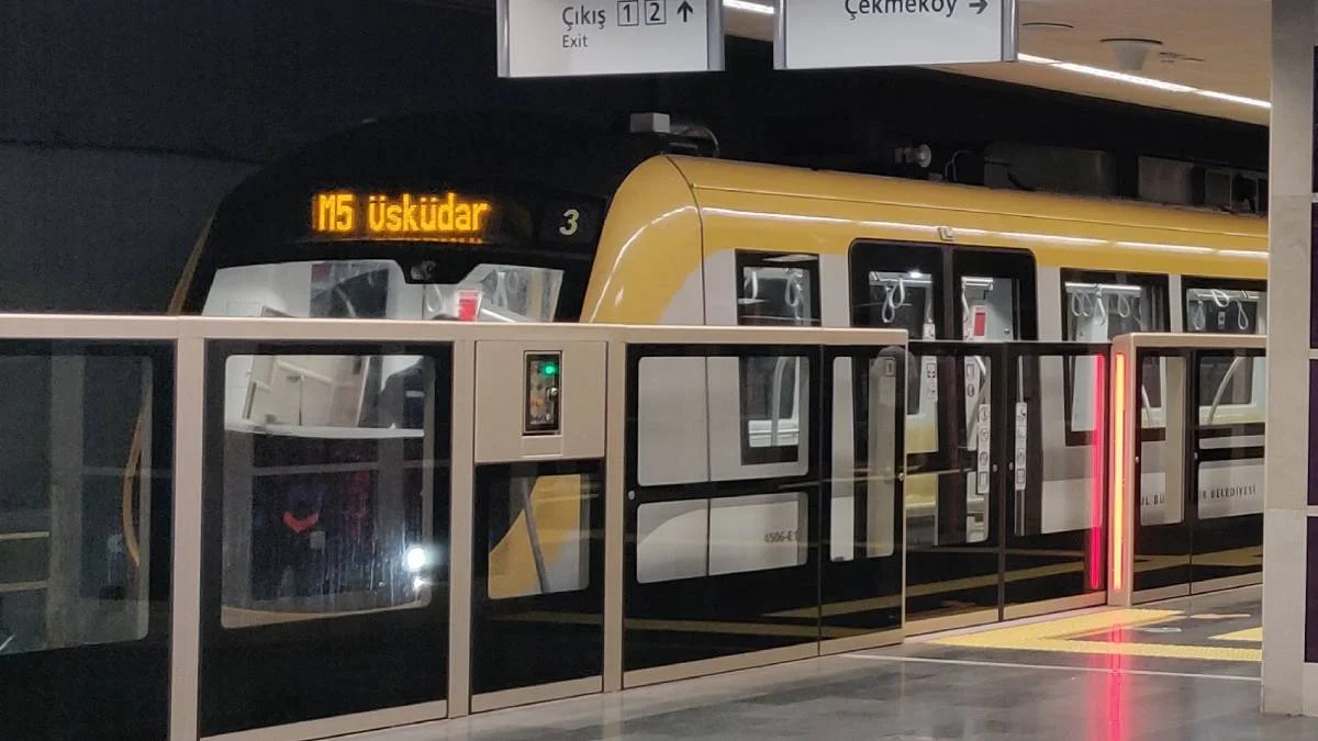Üsküdar-Çekmeköy metrosu neden çalışmıyor? M5 Üsküdar-Çekmeköy metrosu ne zaman düzelecek? Üsküdar-Çekmeköy metro seferleri neden durdu?