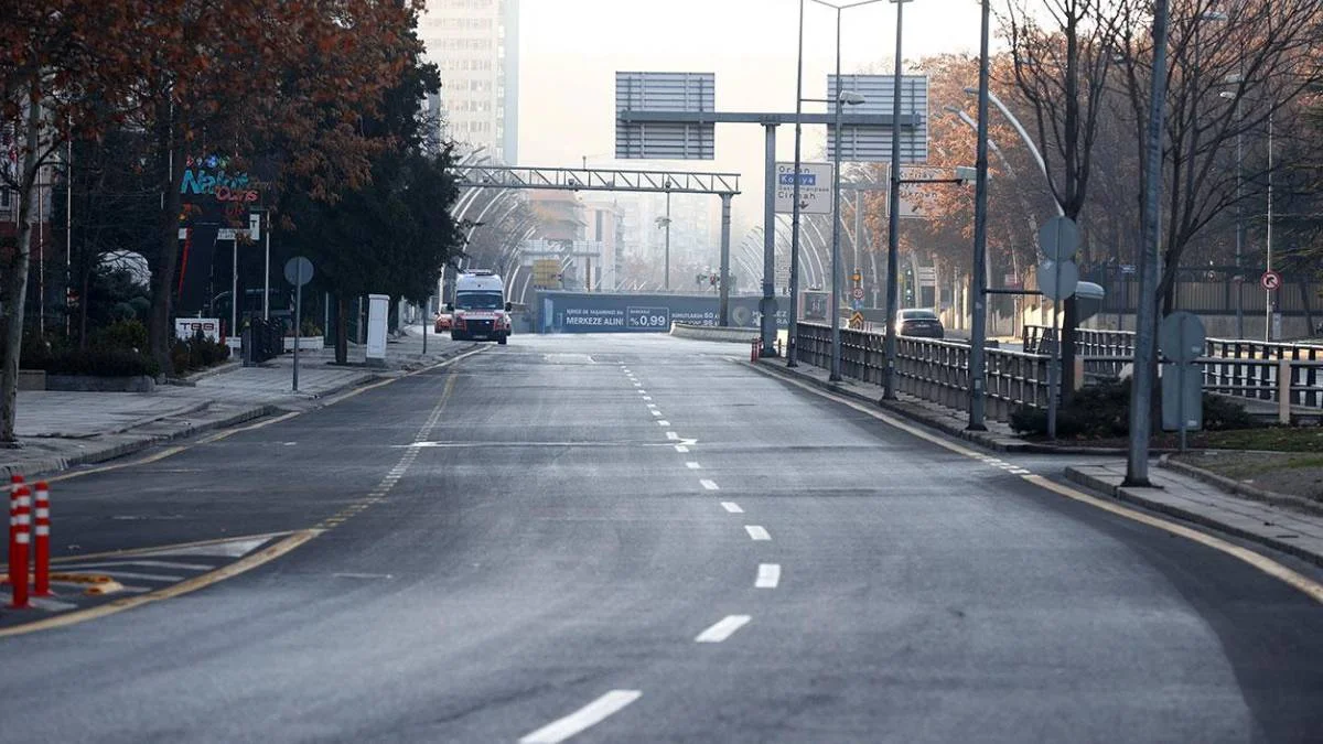 15 Temmuz'da yollar saat kaçta kapanacak? Bugün yollar kaçta kapanıyor? Macar Kardeşler, İtfaiye, Büyük Karaman Caddesi saat kaçta açılacak?