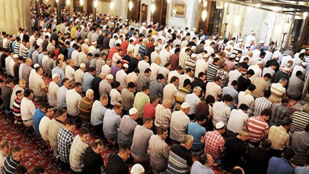 9 Temmuz Cumartesi kurban bayramı namazı saat kaçta kılınacak? İl il kurban bayramı namaz vakti