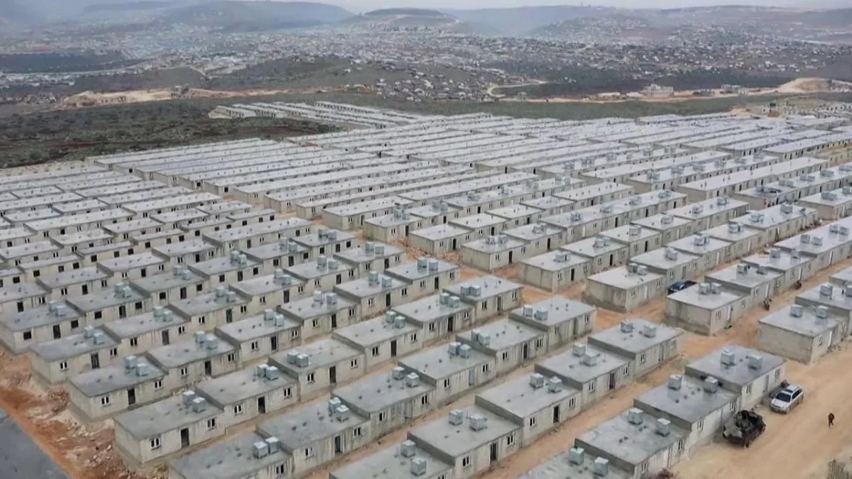 AFAD ve Katar Kızılay Suriye'de 1000 konut inşa edecek
