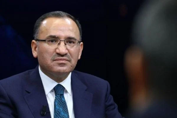Bakan Bozdağ: Türkiye'nin terörle kararlı mücadelesi sürecek