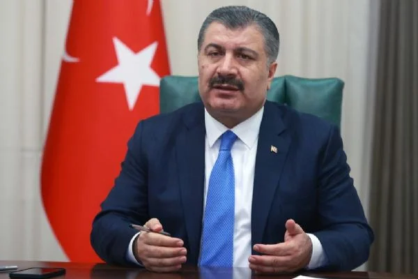 Bakan Koca'dan ambulansa yol vermeyen sürücülere tepki