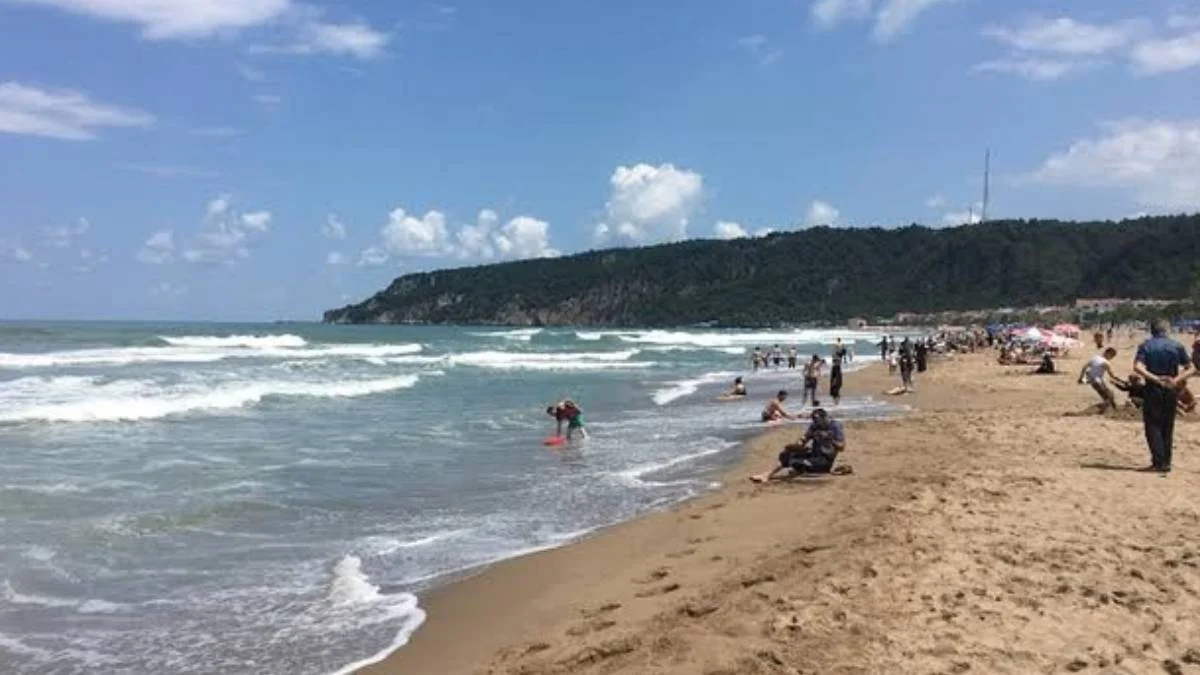 Bartın'da denize girmek yasak mı? Bartın'da deniz yasağı bitti mi? Denize girmek ne zaman kadar yasak? Bartın'da plaj ve denize girmek serbest mi, yasak kalktı mı?