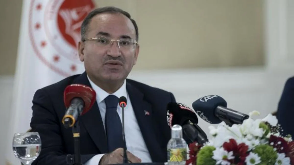 Bekir Bozdağ: Teröre destek veren pek çok karanlık güç var