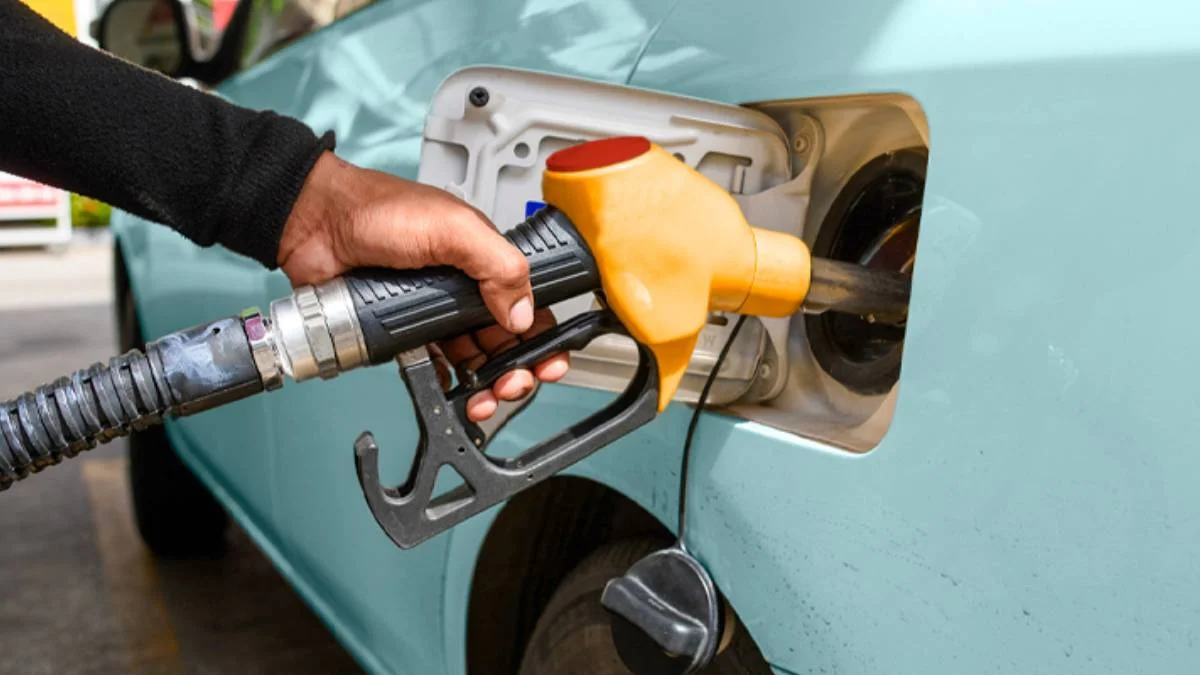 Benzine indirim mi geldi? 25 Temmuz benzine indirim var mı? Bu gece benzine mazota indirim yapılacak mı?