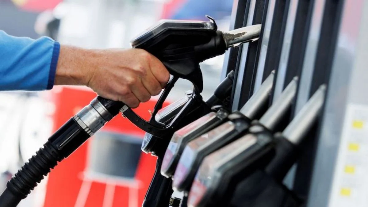 Benzine indirim, otogaza zam geldi...