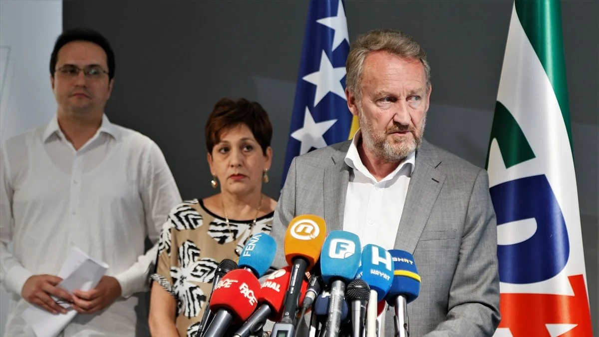 Boşnak siyasilerden 'seçim yasası' tepkisi