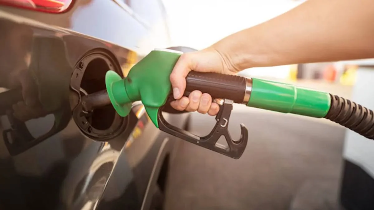 Bugün benzine indirim var mı? 7 Temmuz benzine indirim mi geldi? Bu gece benzine indirim yapılacak mı? Benzin litresi ne kadar?