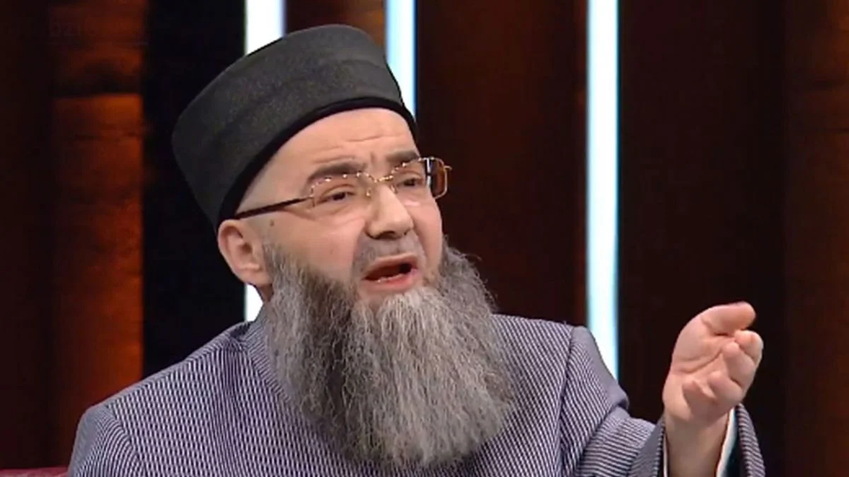 Cübbeli Ahmet'ten Ümit Özdağ'a destek, Diyanet'e uyarı