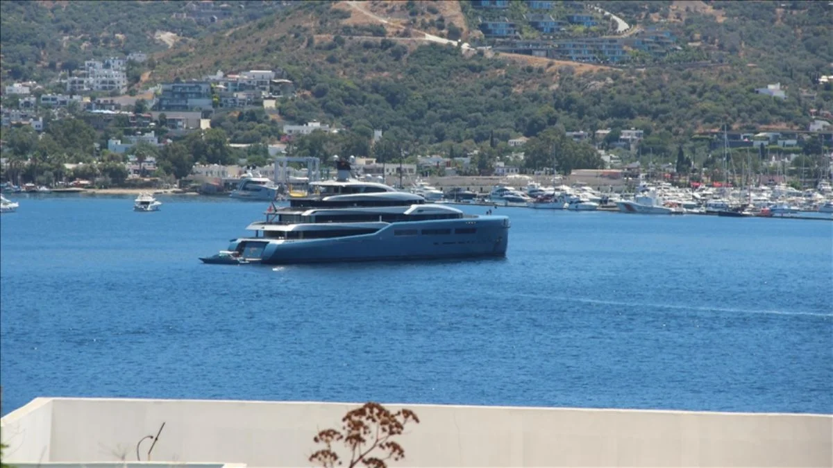 Dev yat 'Aviva' Bodrum'da