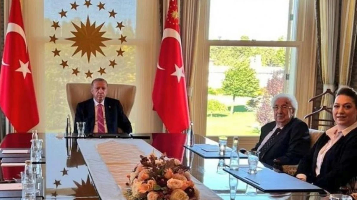 Erdoğan 'Osmanlı torunlarıyla' görüştü
