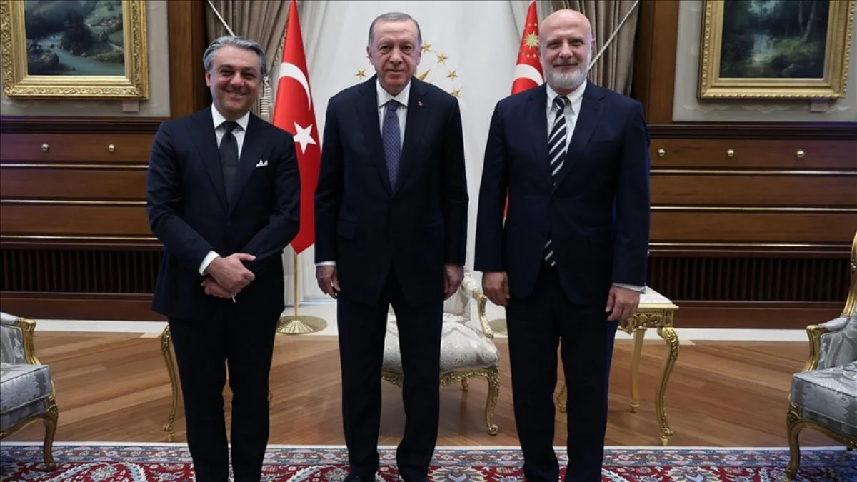 Erdoğan, Renault CEO'su Meo'yu kabul etti