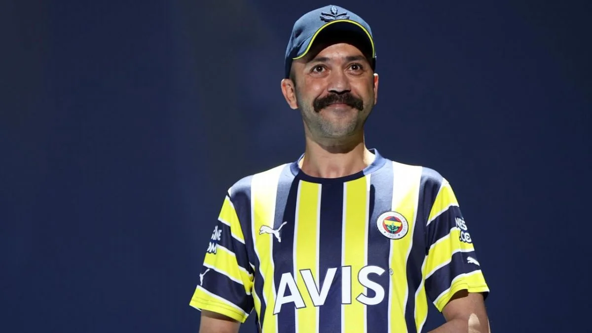 Fenerbahçe yeni sezon formalarını tanıttı