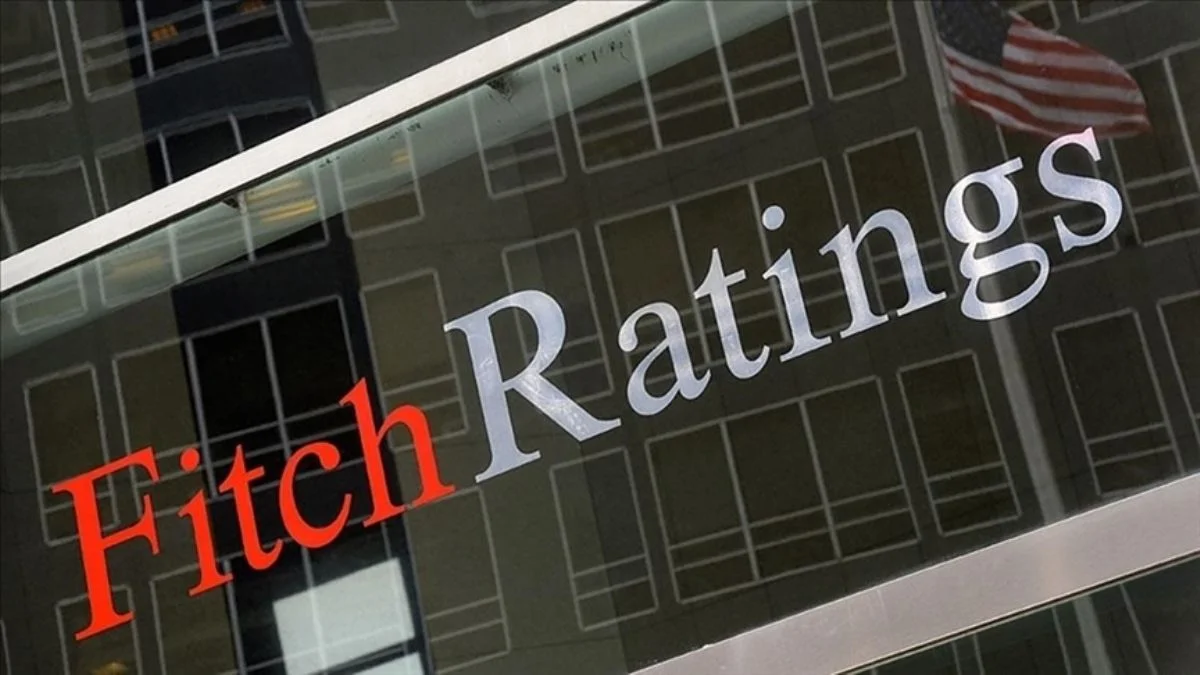 Fitch'den yüksek resesyon riski uyarısı
