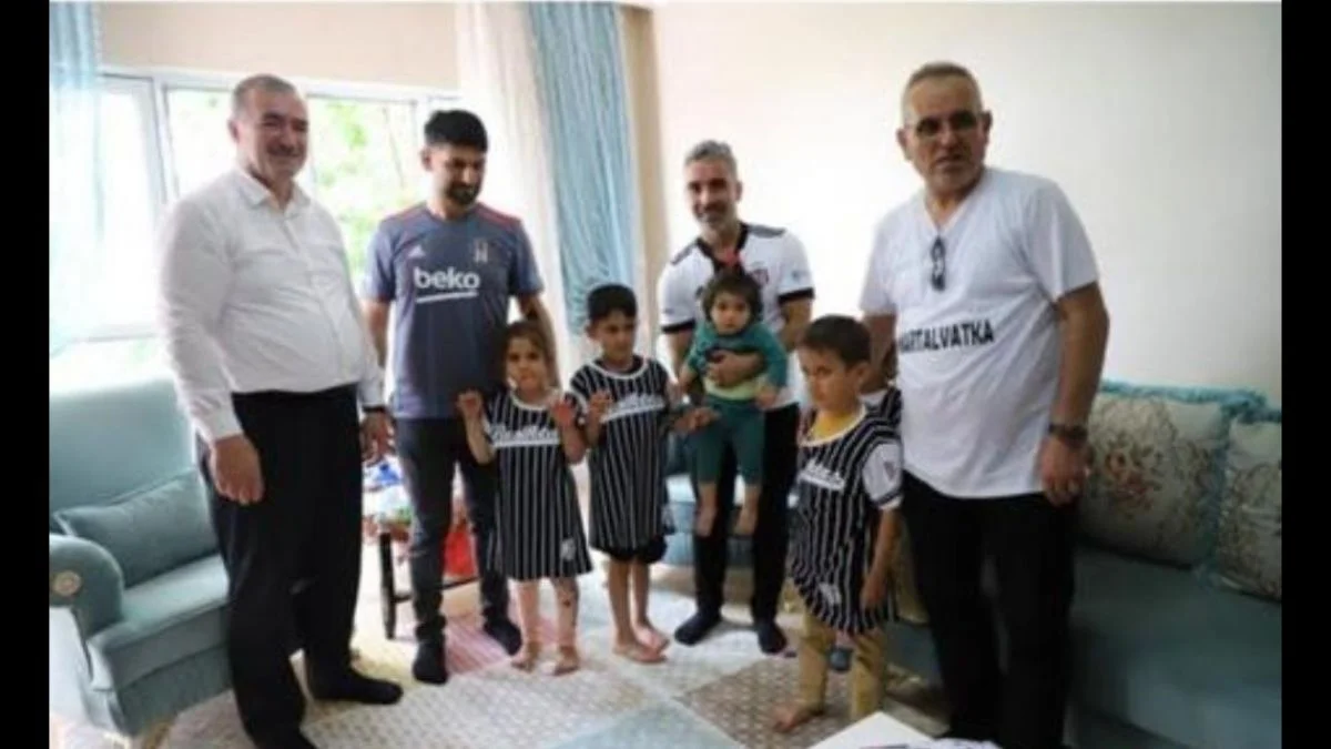İş adamı ve Beşiktaş Spor Kulübü kongre üyesi Sabri Ortak'dan sürpriz sosyal sorumluluk projesi