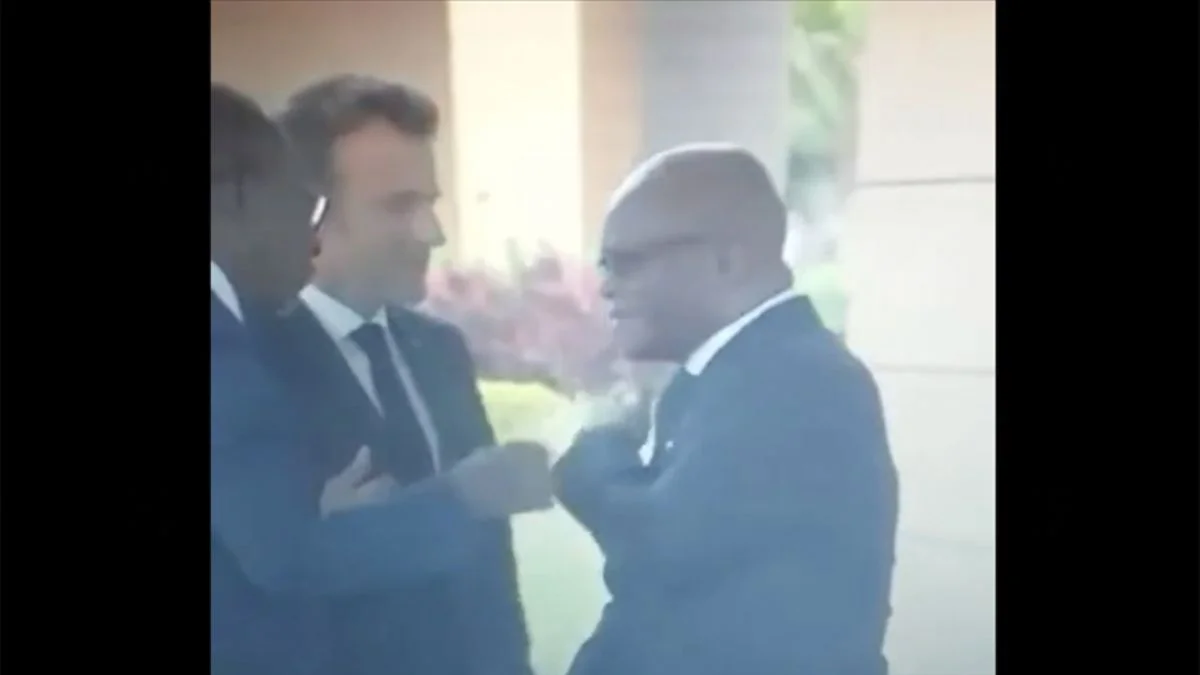 Macron omuzuna dokununca temizlemişti; Beninli Bakan'dan açıklama