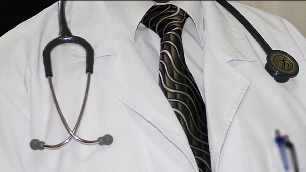 Ordu'da iki doktor açığa alındı