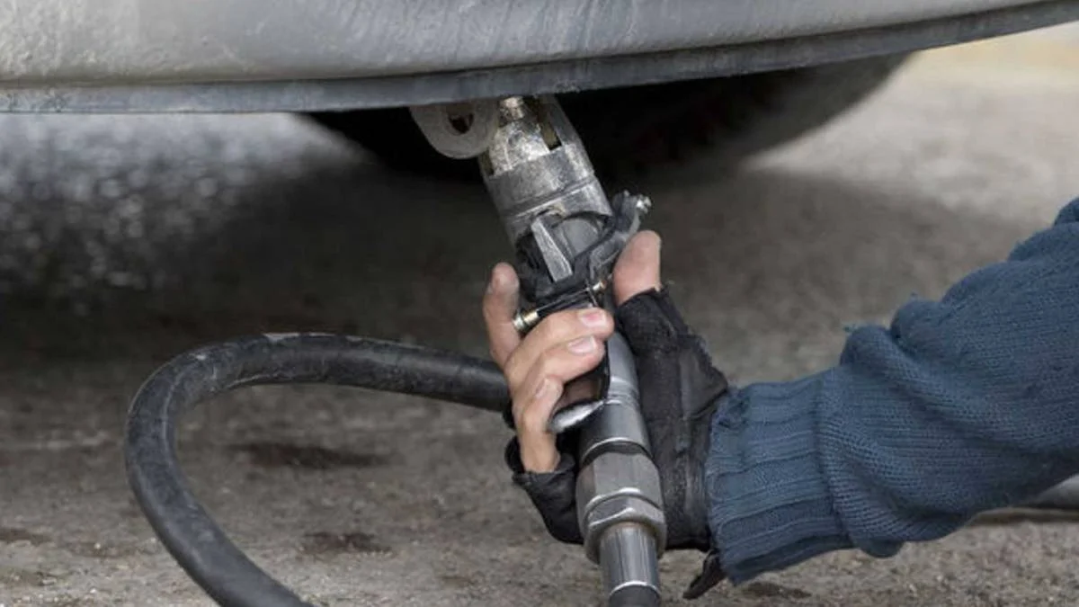 Otogaza indirim var mı? 1 Temmuz LPG'ye indirim mi yapıldı? Otogaza (LPG) 1 Temmuz'da indirim yapılacak mı? Otogaza ne kadar indirim geldi?
