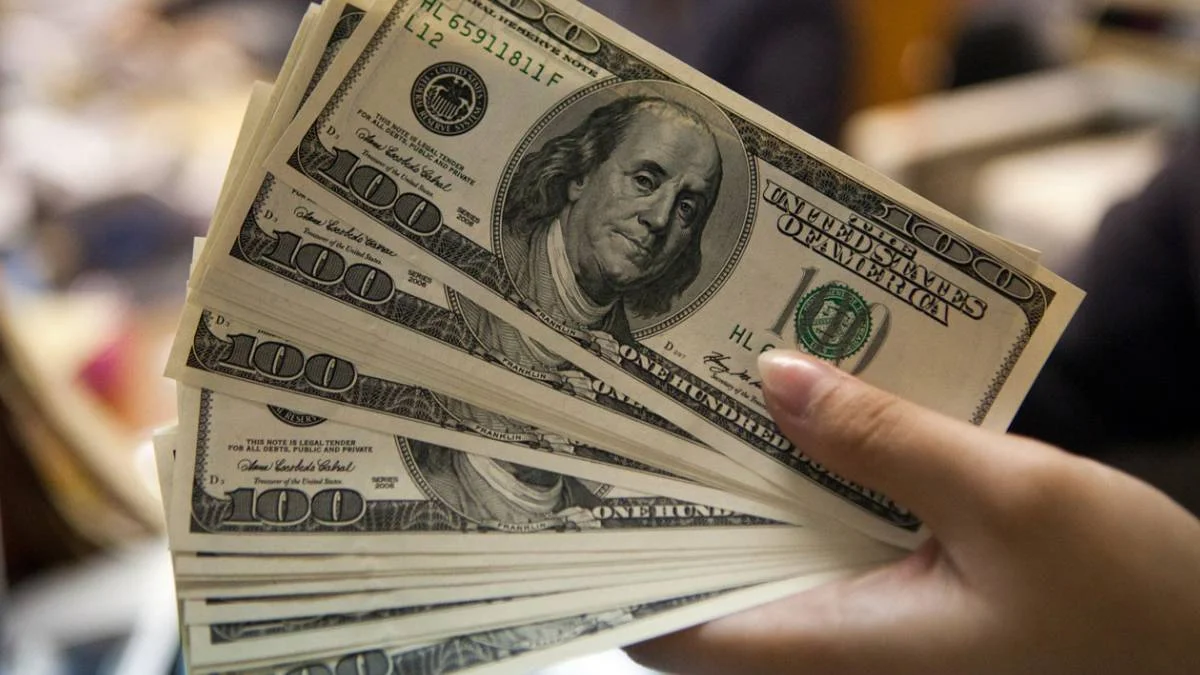 Resesyon nedir? Resesyona nasıl girilir? Resesyon ne demek? ABD resesyona girerse dolar ne olur? Düşer mi artar mı?
