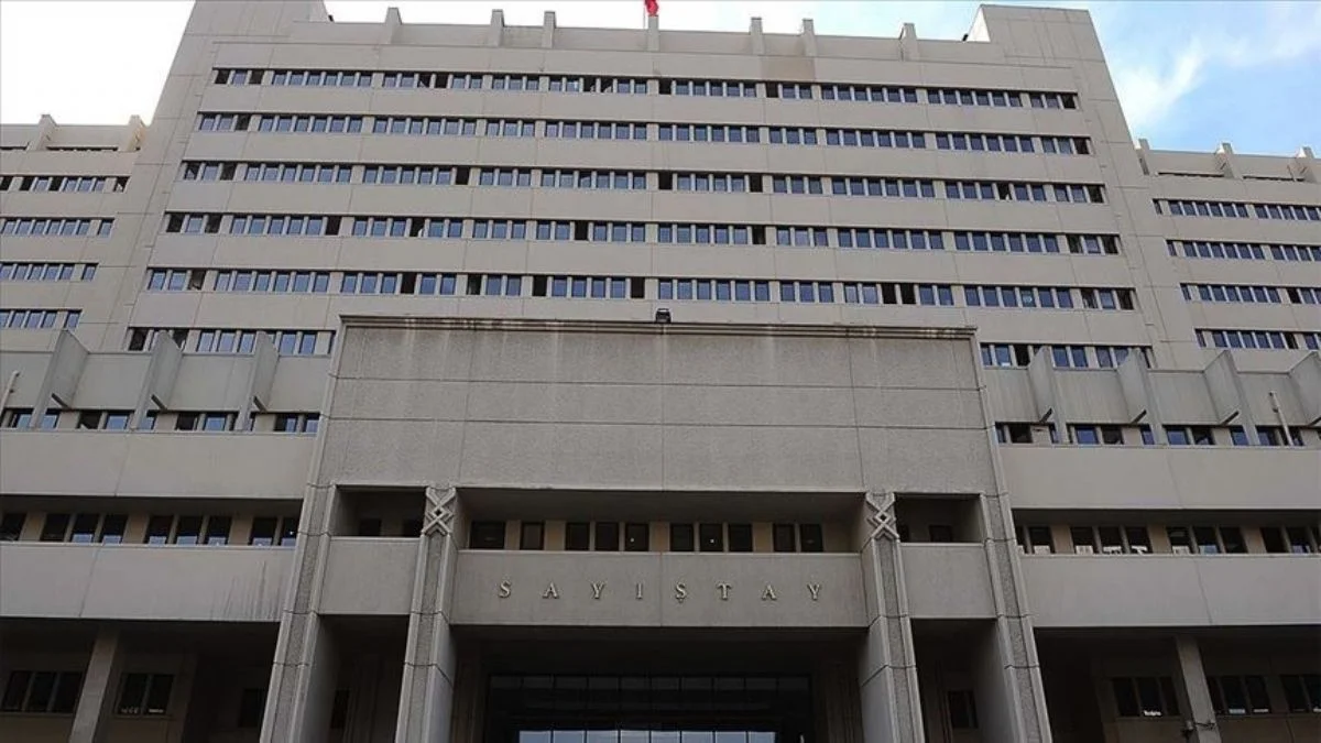 Sayıştay listeyi yayımladı! 19 FETÖ'cü kovuldu