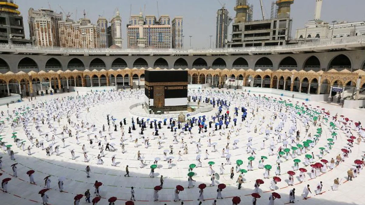 Suudi Arabistan duyurdu! Umre sezonu başladı