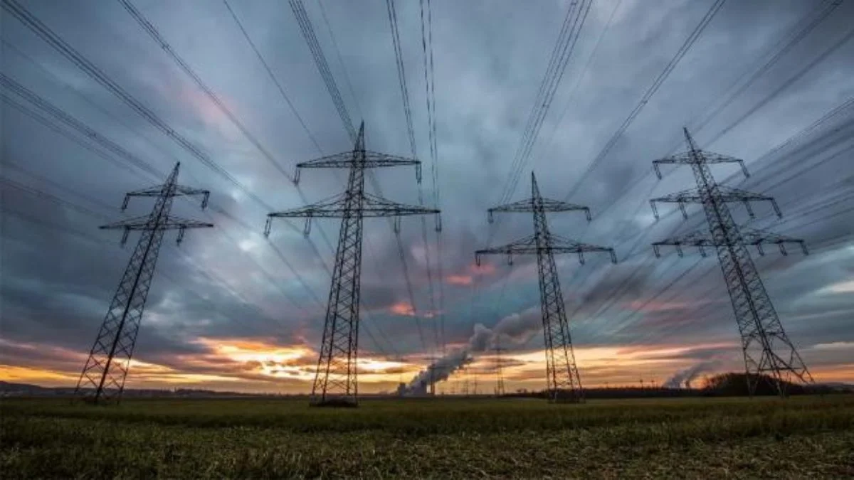The Telegraph: İngiltere hükümeti enerji krizi için halktan yardım isteyecek
