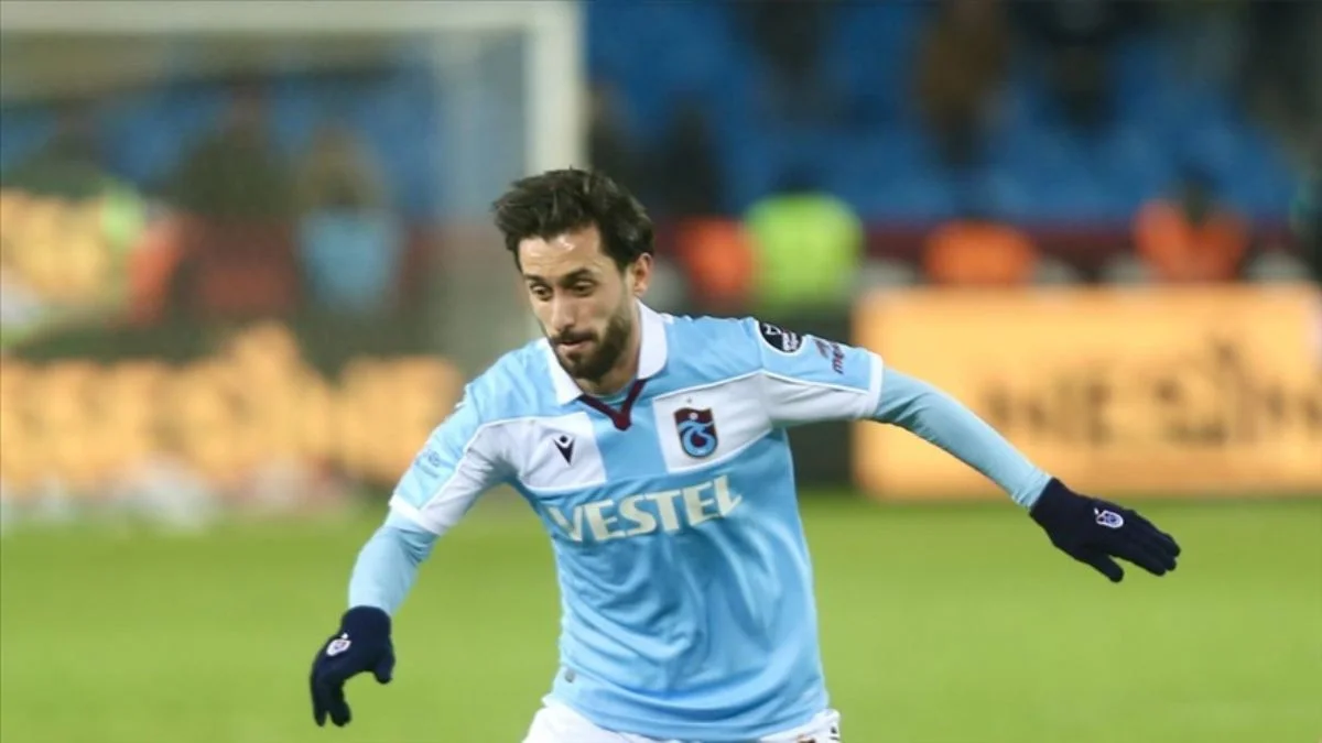 Trabzonspor'da Yunus Mallı'nın sözleşmesi feshedildi