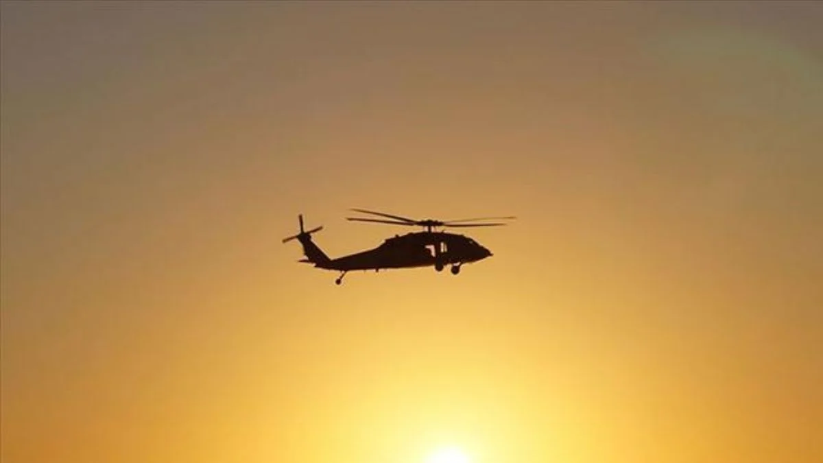 Yunanistan'da yangın söndürme helikopteri düştü